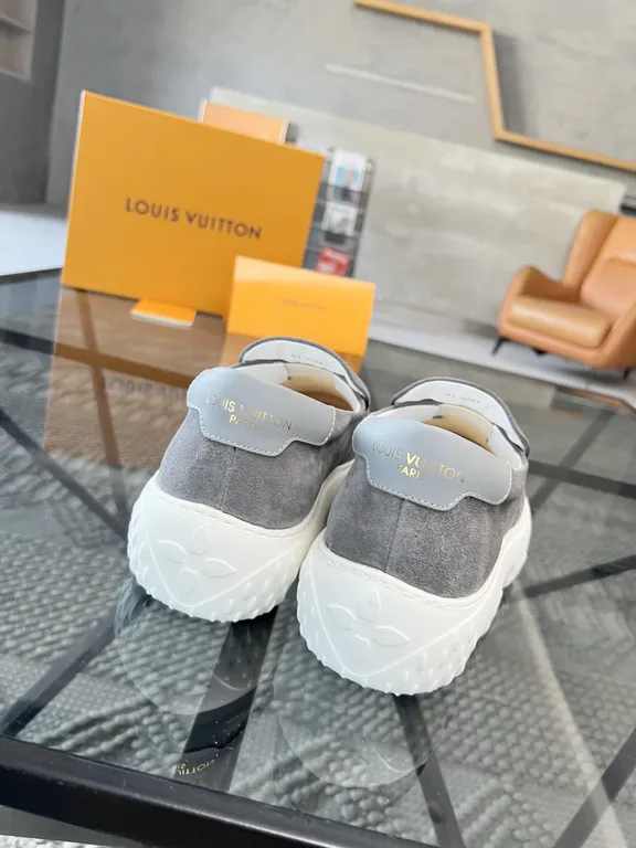 Louis Vuitton Shoe 